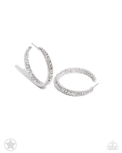 GLITZY By Association-White