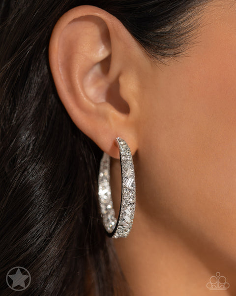 GLITZY By Association-White